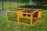 Thumper Natural XL Rabbit Hutch with Run - Image 3